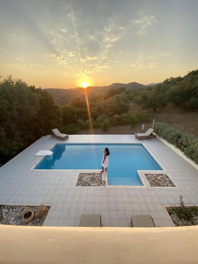 Kyparissia De Wandelboom Villa Vrises  ภายนอก รูปภาพ